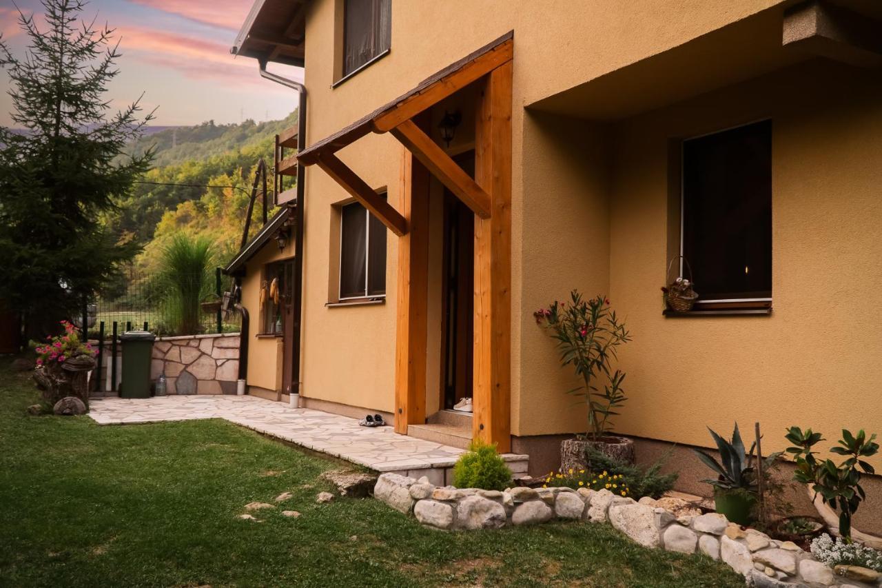 Eden Visoko Apartment Exterior photo